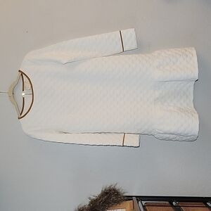 SAIL TO SABLE Soft Cream Raised Dots Long Sleeve Exposed Gold Tone Zippe…